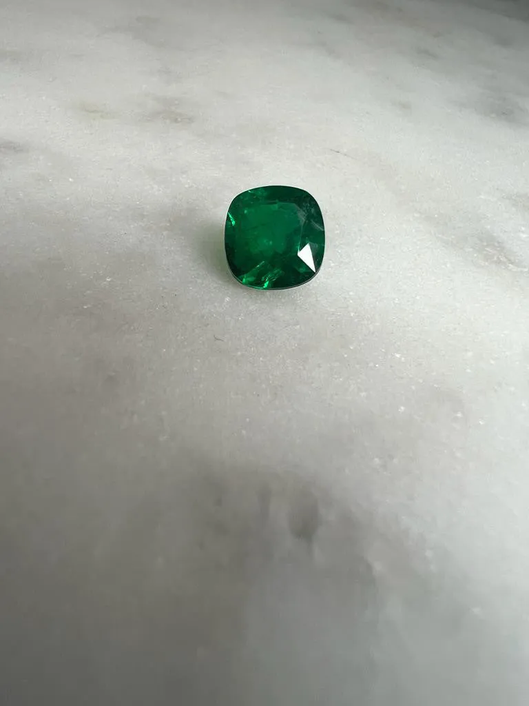 1.66 CARAT CUSHION CUT NATURAL GREEN EMERALD LOOSE GEMSTONE. 1.66 CT GREEN ZAMBIA BY MIKE NEKTA NYC