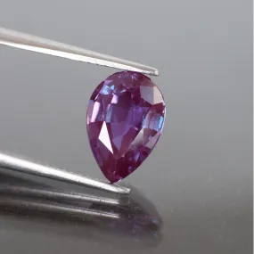 Alexandrite | IGI certified | lab created, colour changing, pear cut 7x5mm, 1.00ct