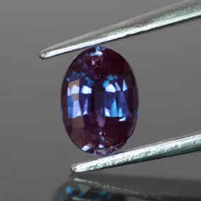 Alexandrite | lab created, colour changing, oval cut 7x5mm, 1ct