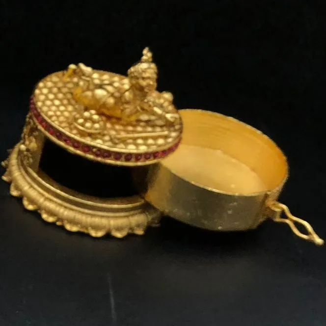 Bal Gopal Antique Gold Finish Cute Sindoor Dabbi for Women - SAY001BGL