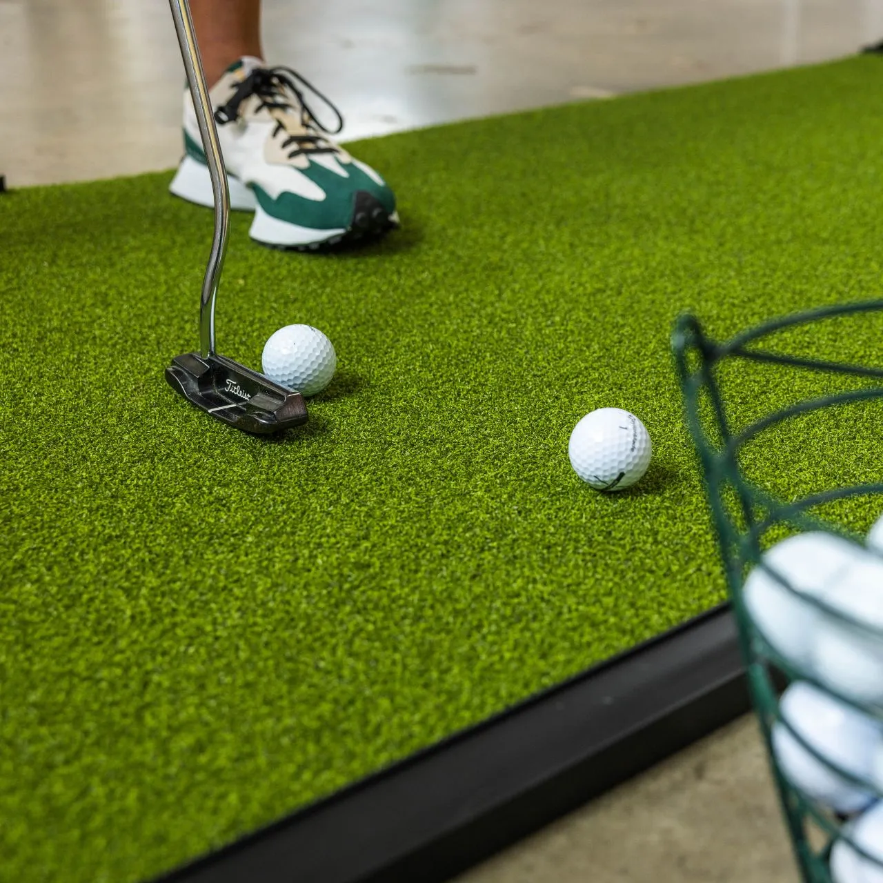 CLEARANCE | Slightly Blemished Tour Quality Turf Putting Green (Sizes Available)