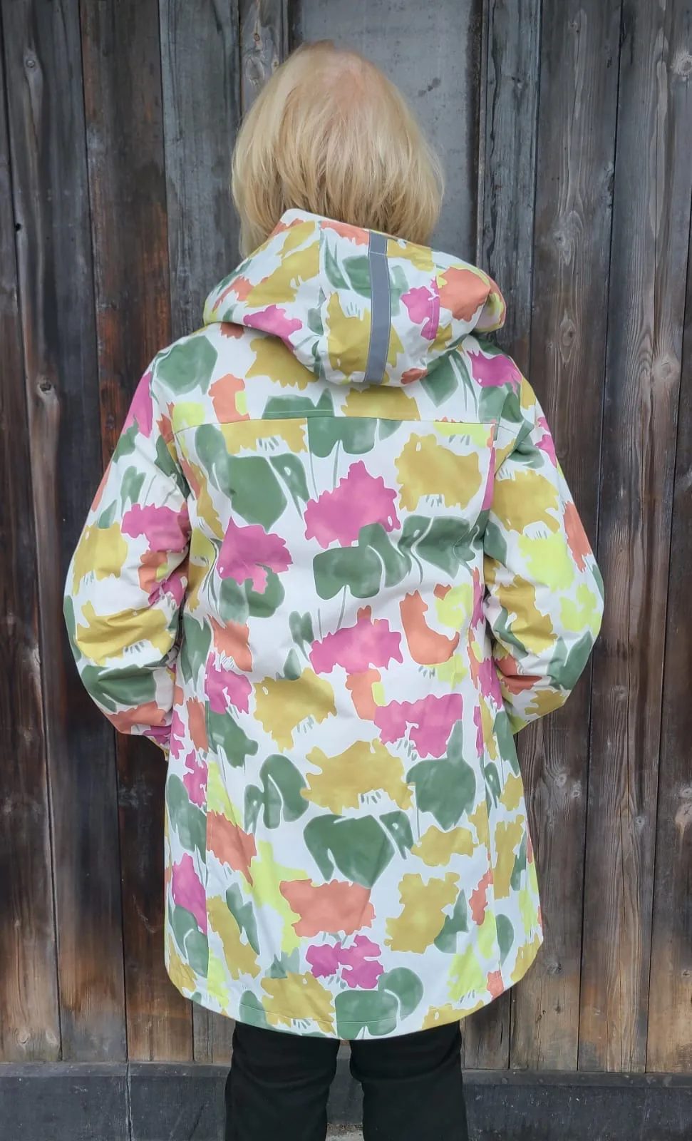 E1549R Flower Mix Raincoat