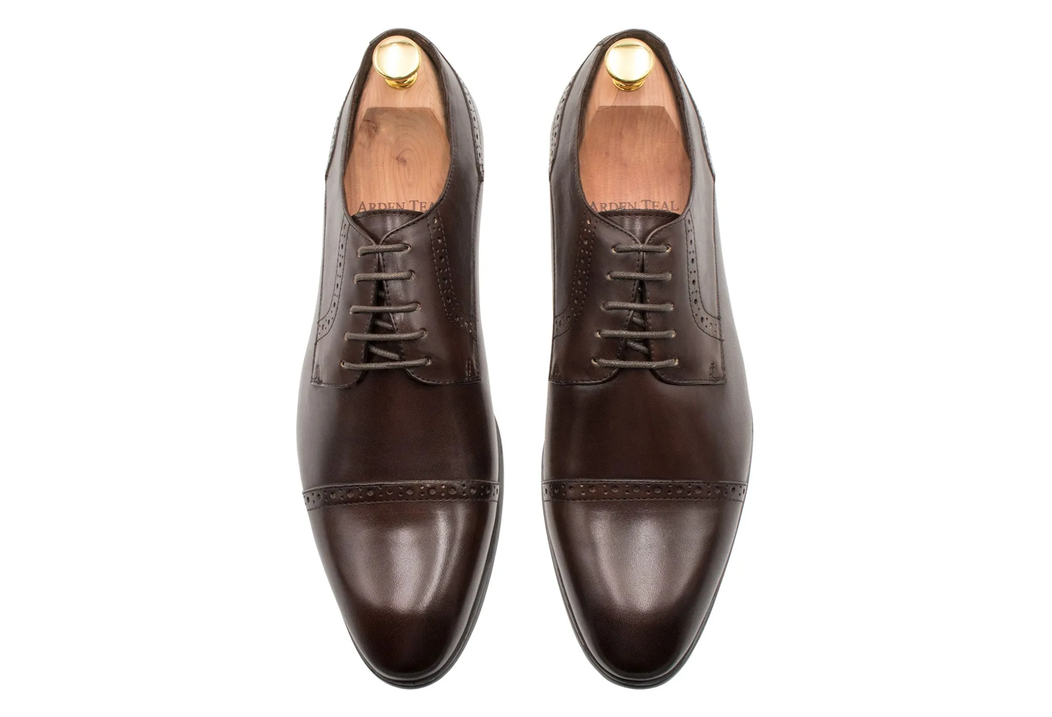 Estero Straight Cap Walnut Derby