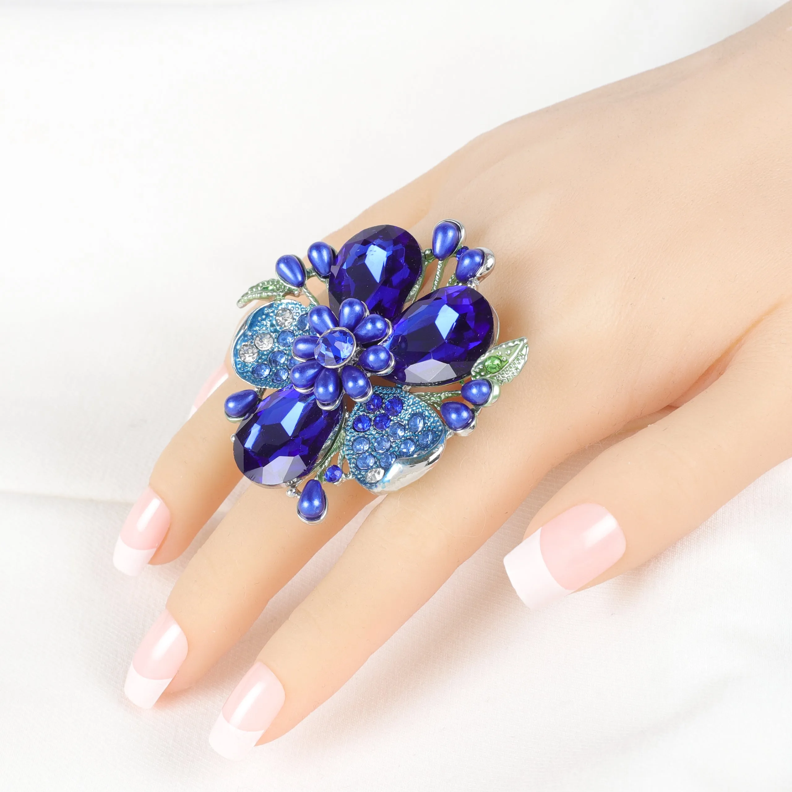 Everleigh Statement Flower Stretch Ring