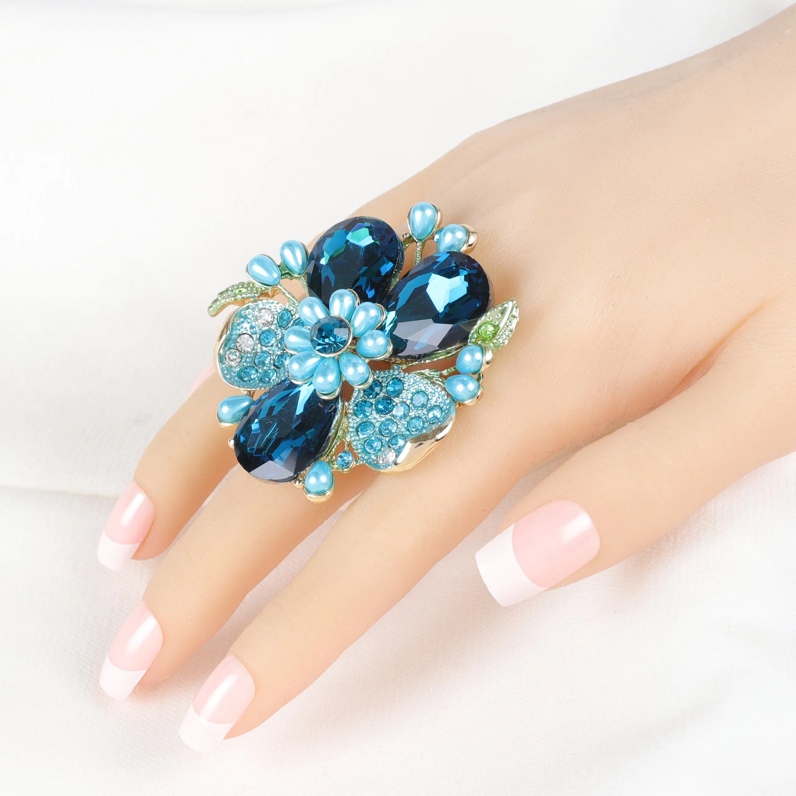 Everleigh Statement Flower Stretch Ring