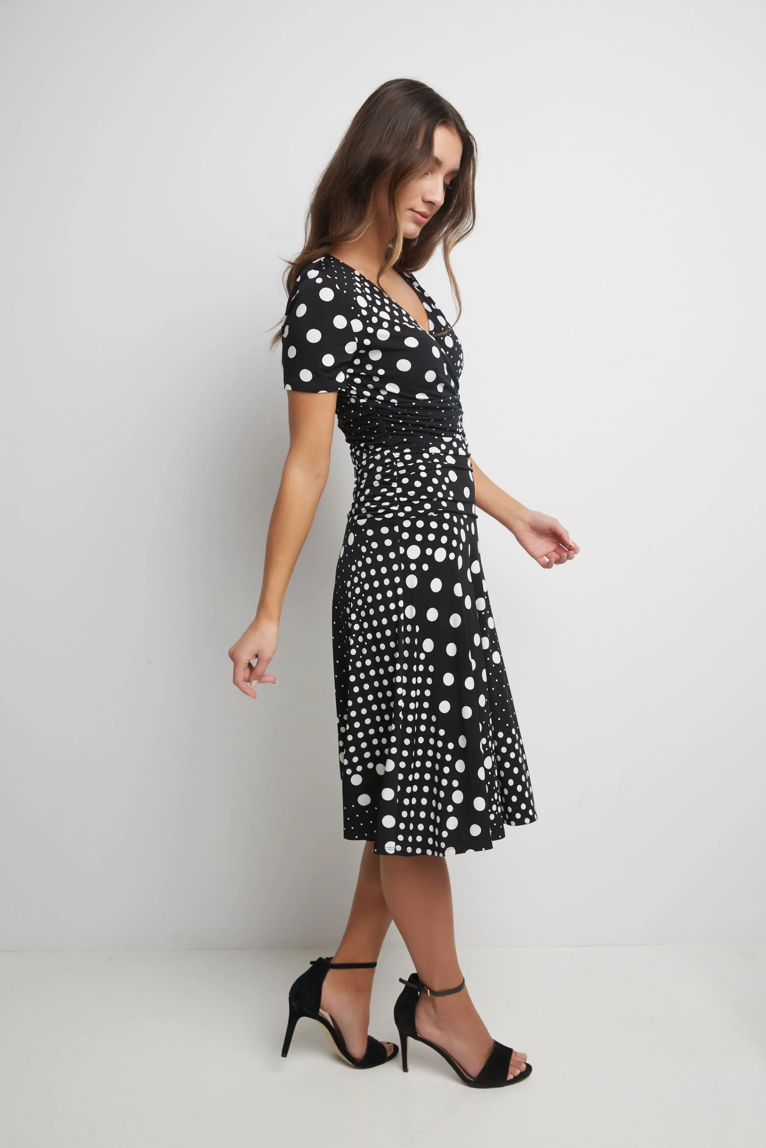 Form-fitting Short Sleeve Dress with Ruching