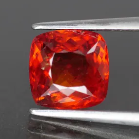 Garnet | natural, cushion cut, 7.5 mm, VS *2.5ct