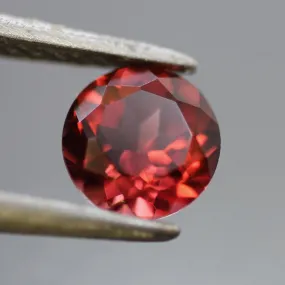 Garnet | natural, round cut 6 mm, VS, 0.8 ct