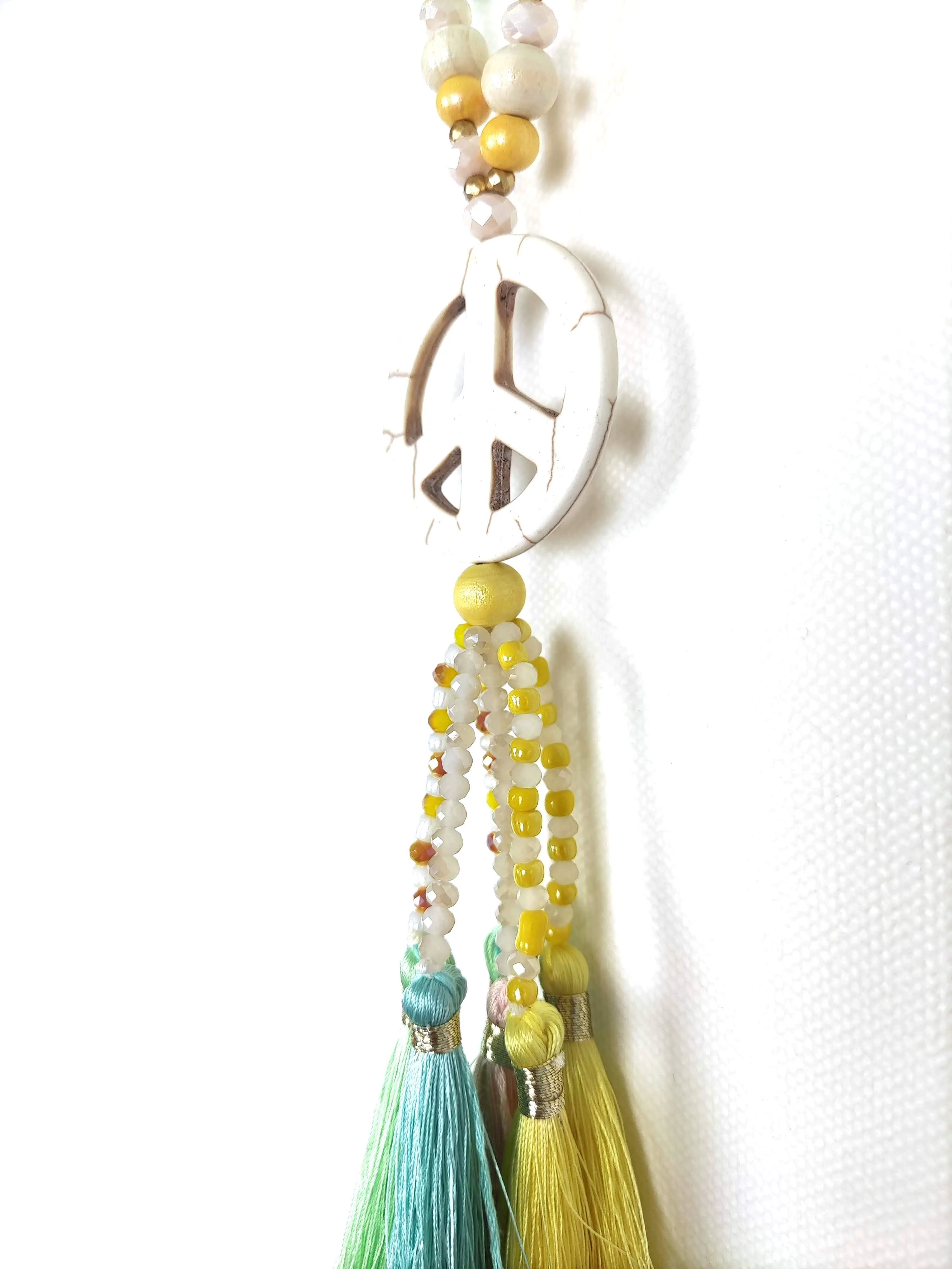 KETTE MULTICOLOR PEACE & TASSLES