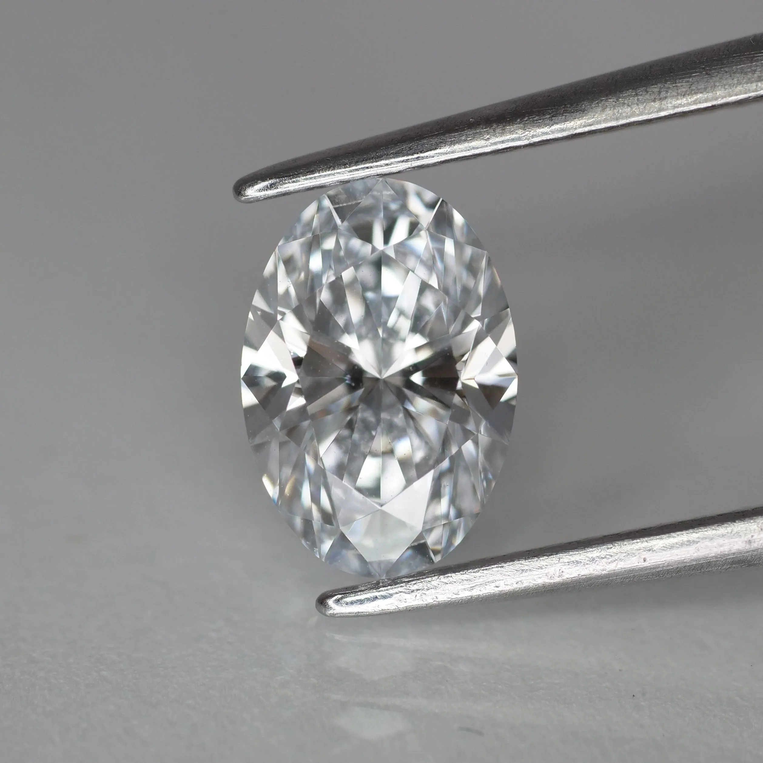 Lab grown diamond | IGI certificate, oval cut *8x6mm, D color, VS1, 1.08ct