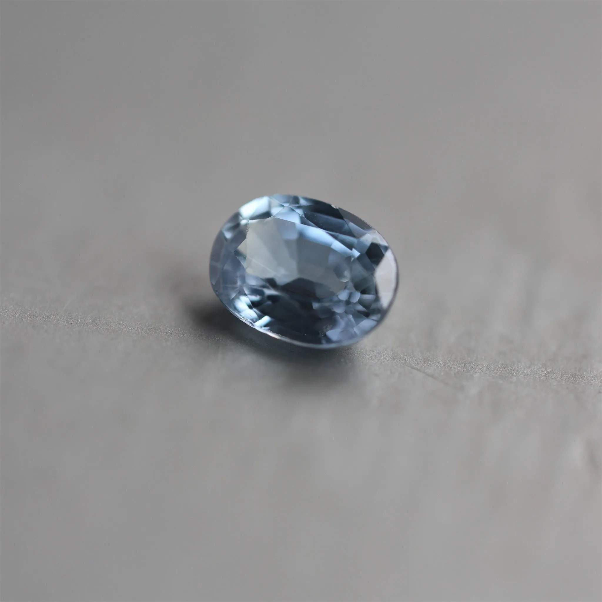 Loose 0.98 Ct Oval Blue Sapphire