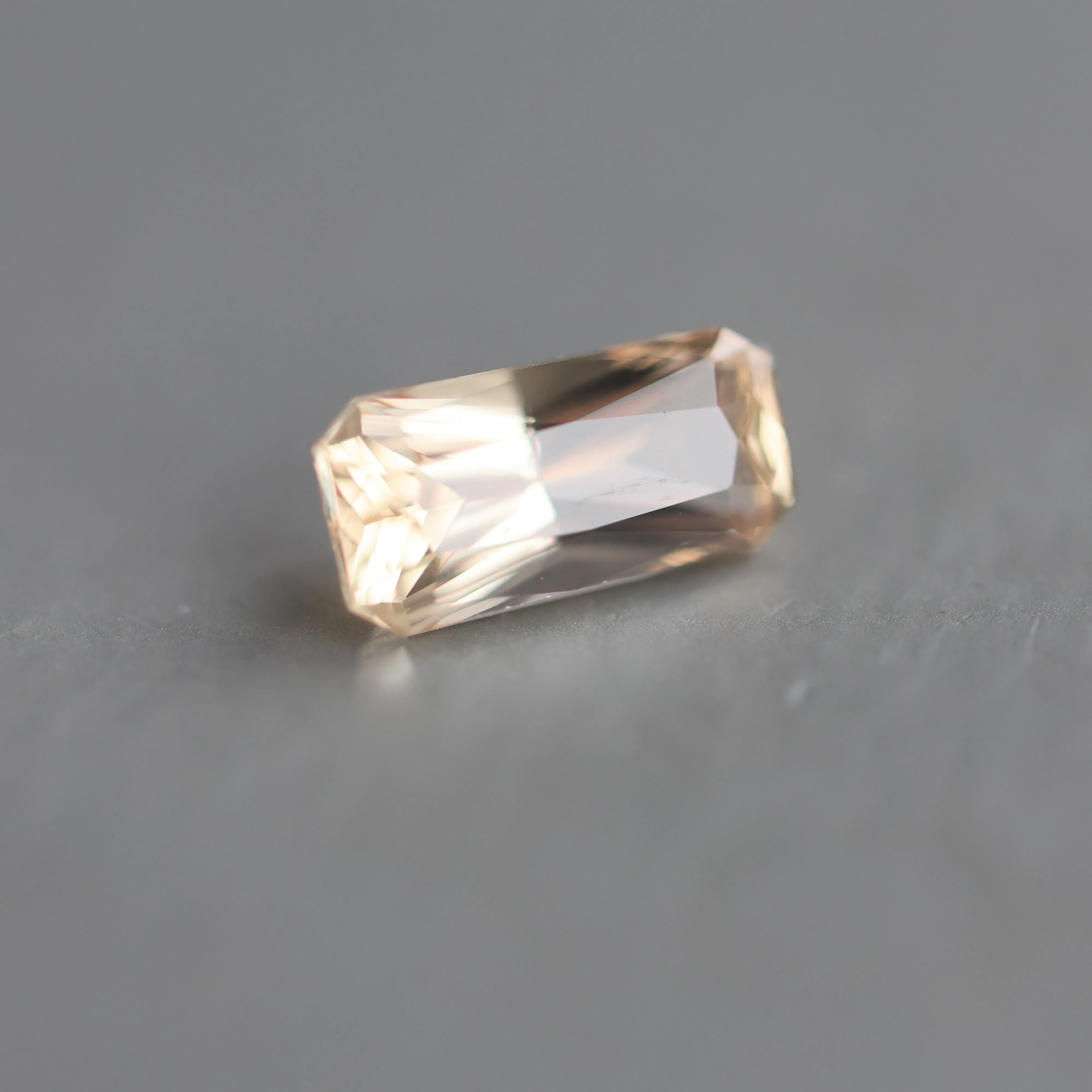 Loose 1.78 Ct Octagon Peach Sapphire