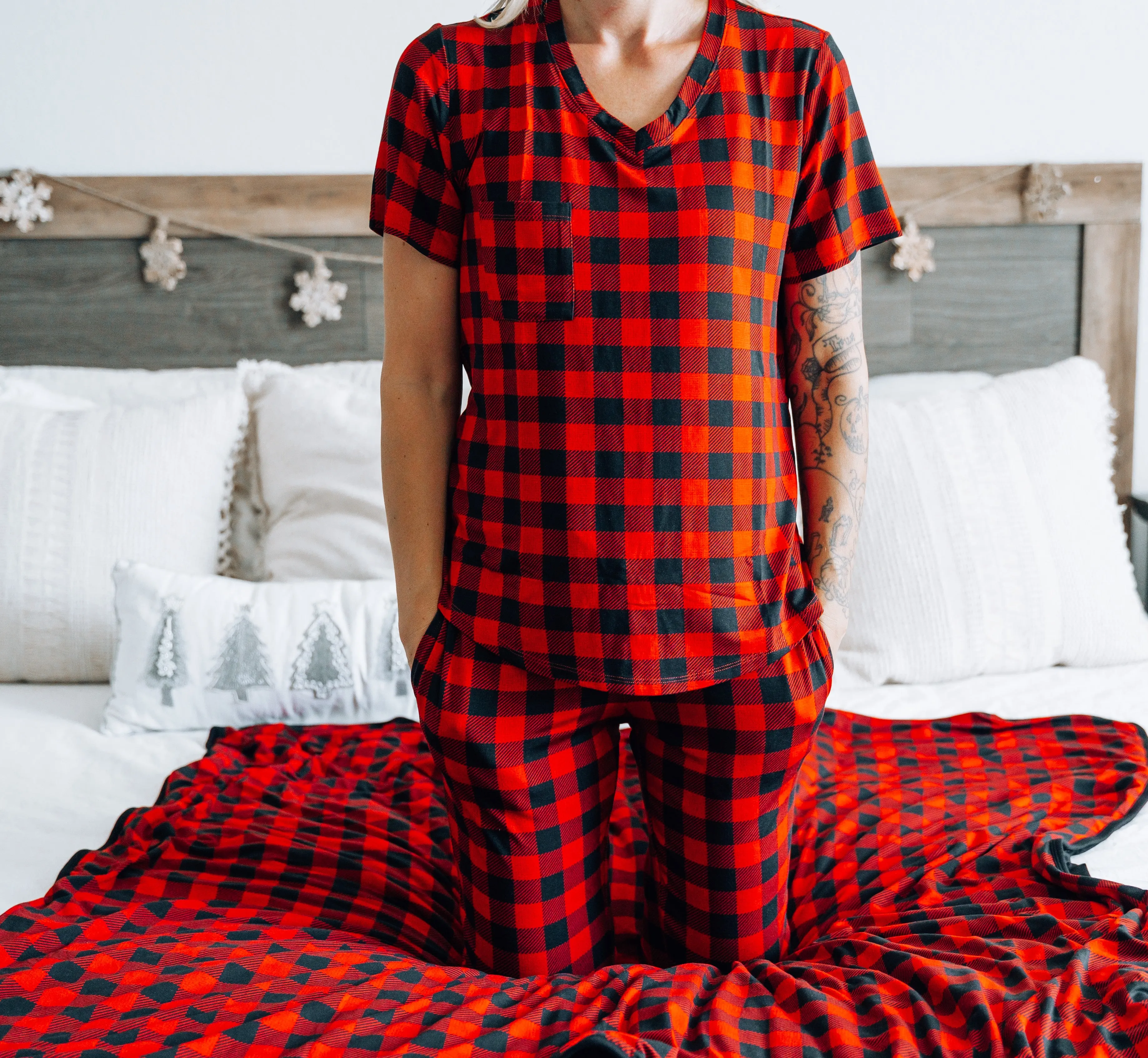 MAMA V-NECK- Red Buffalo Plaid