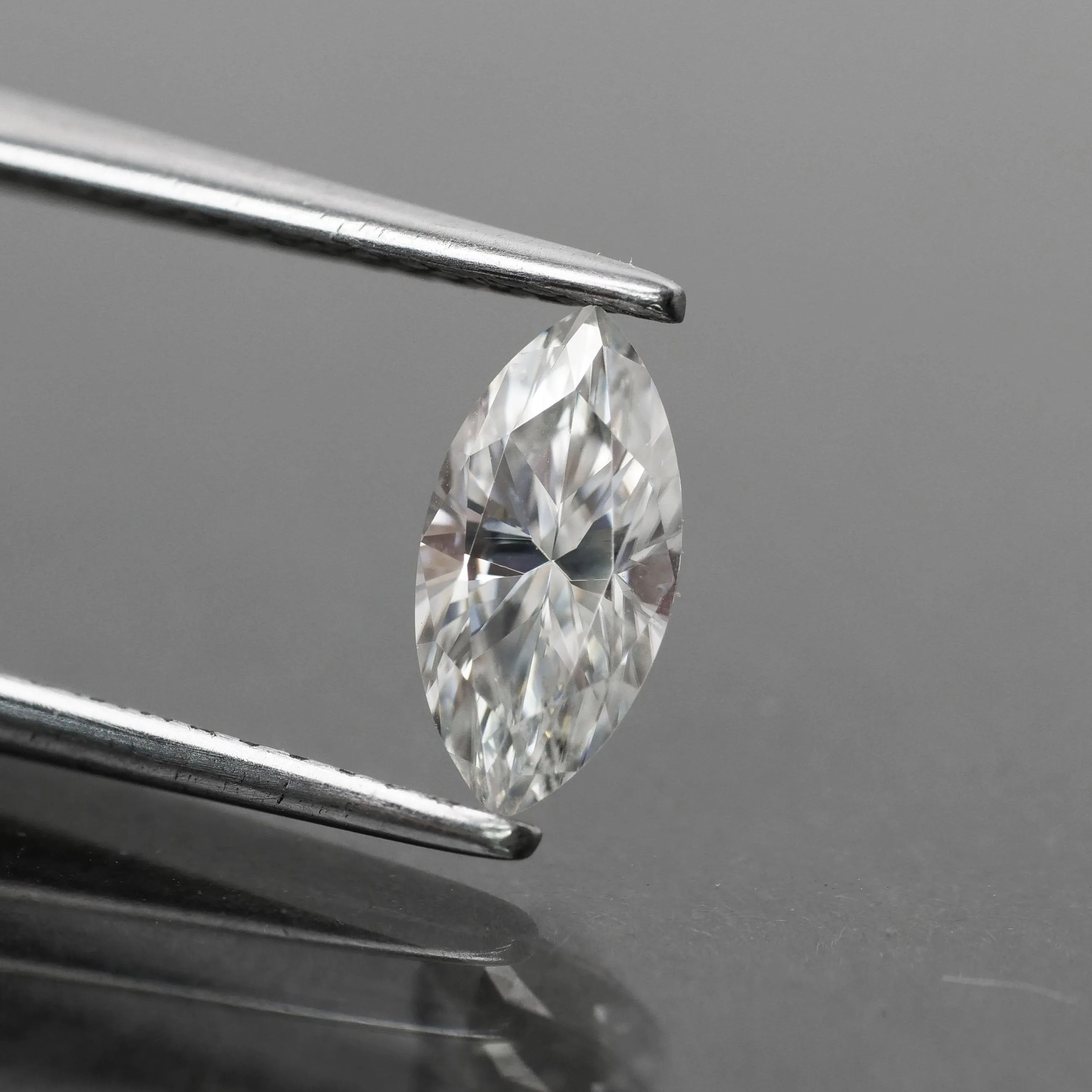 Moissanite | marquise cut 8x4 mm, G color, VS, 0.5 ct