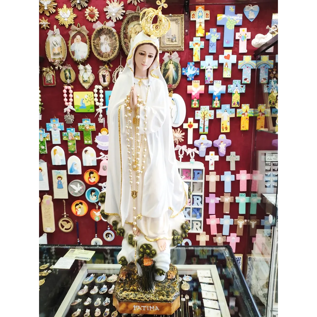 Our Lady of Fatima - Holm Oak - 23.6'' | 60cm