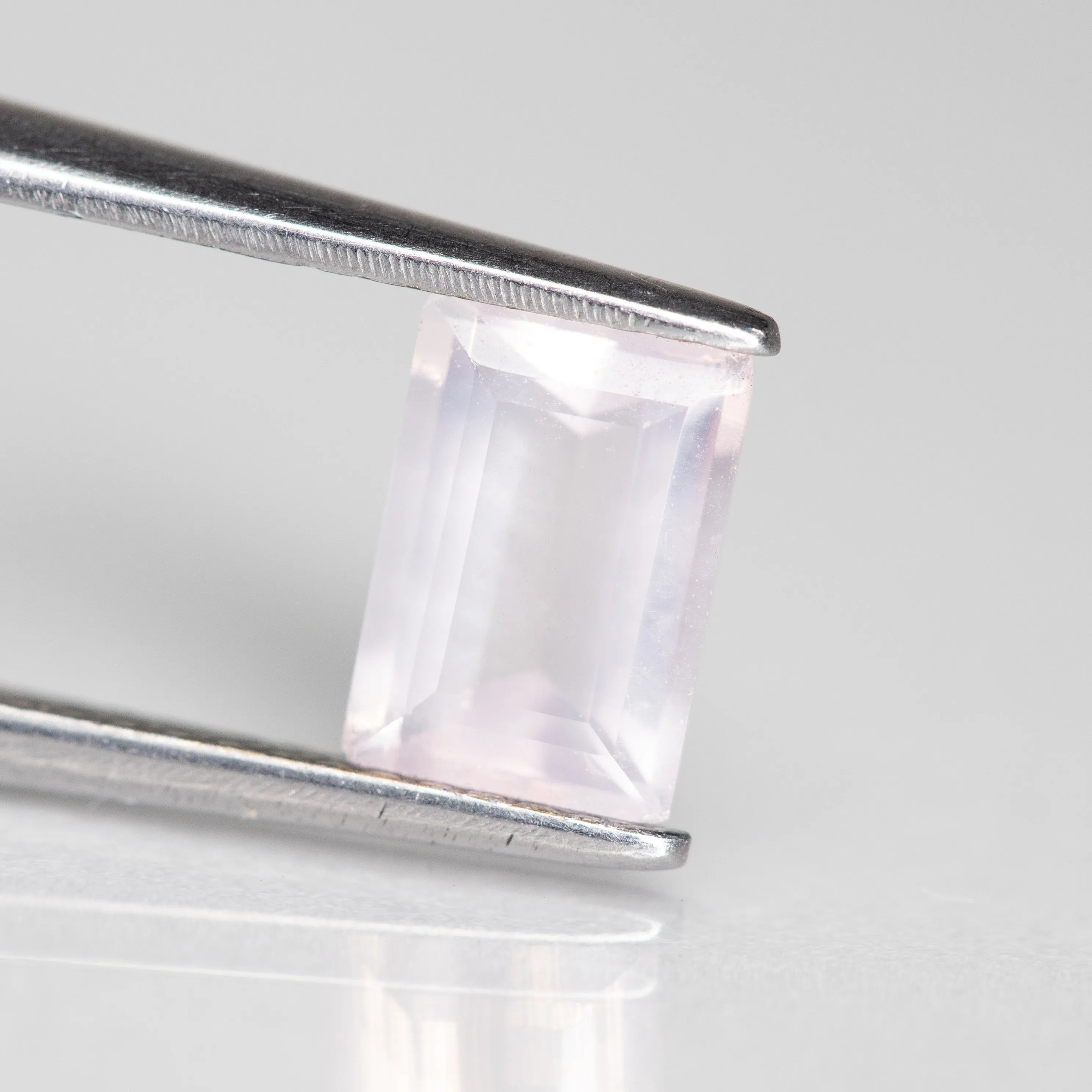 Quartz rose | natural, octagon cut 8 x 6 mm VS 1 ct