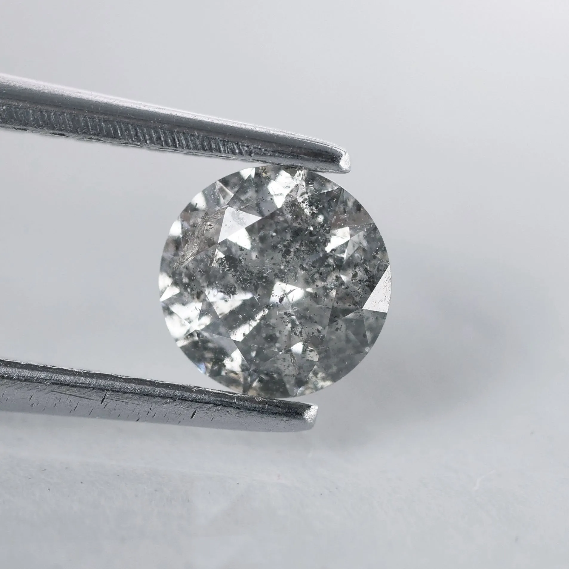 Salt & Pepper diamond | natural, round cut 5mm, 0.5ct