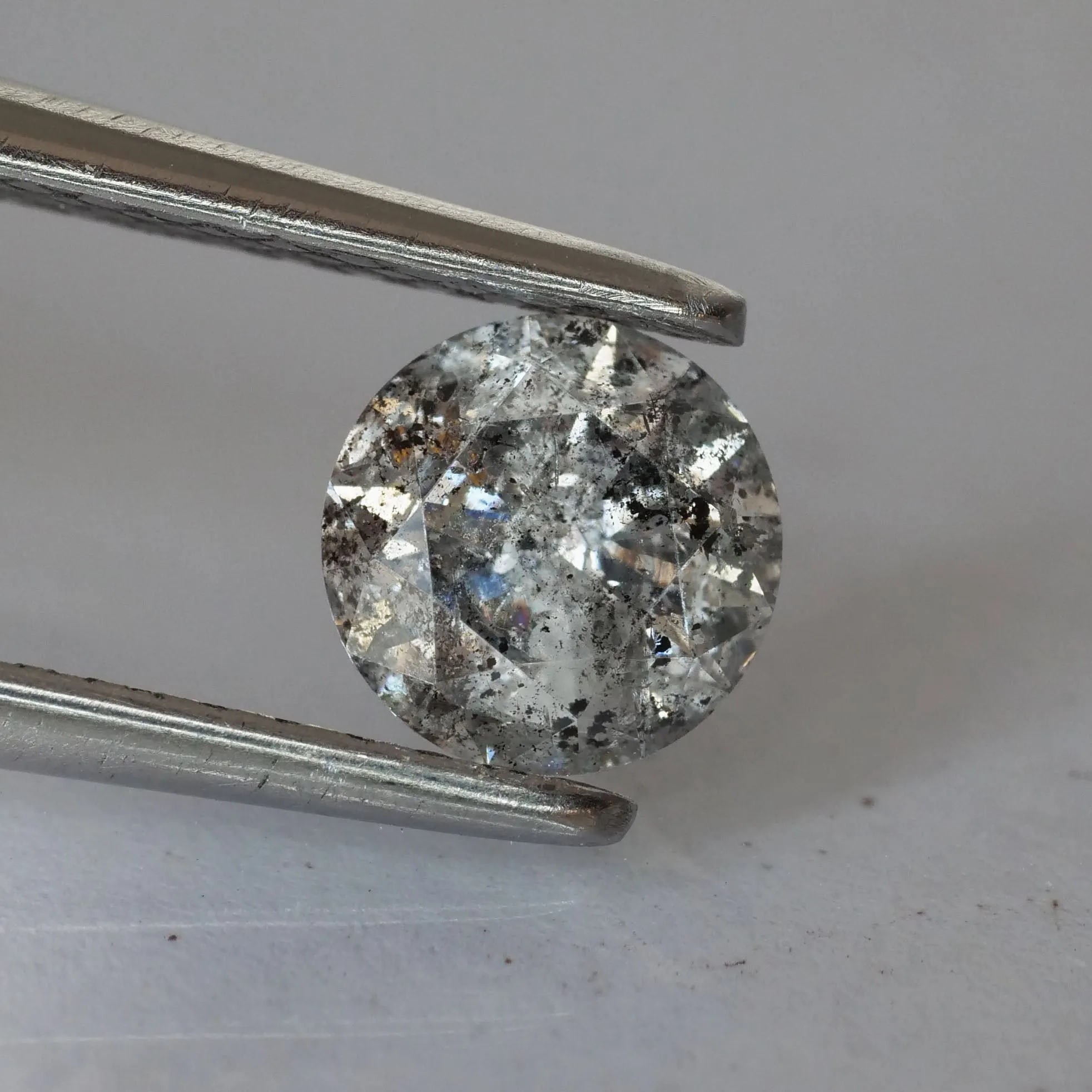 Salt & Pepper diamond | natural, round cut 5mm, 0.5ct