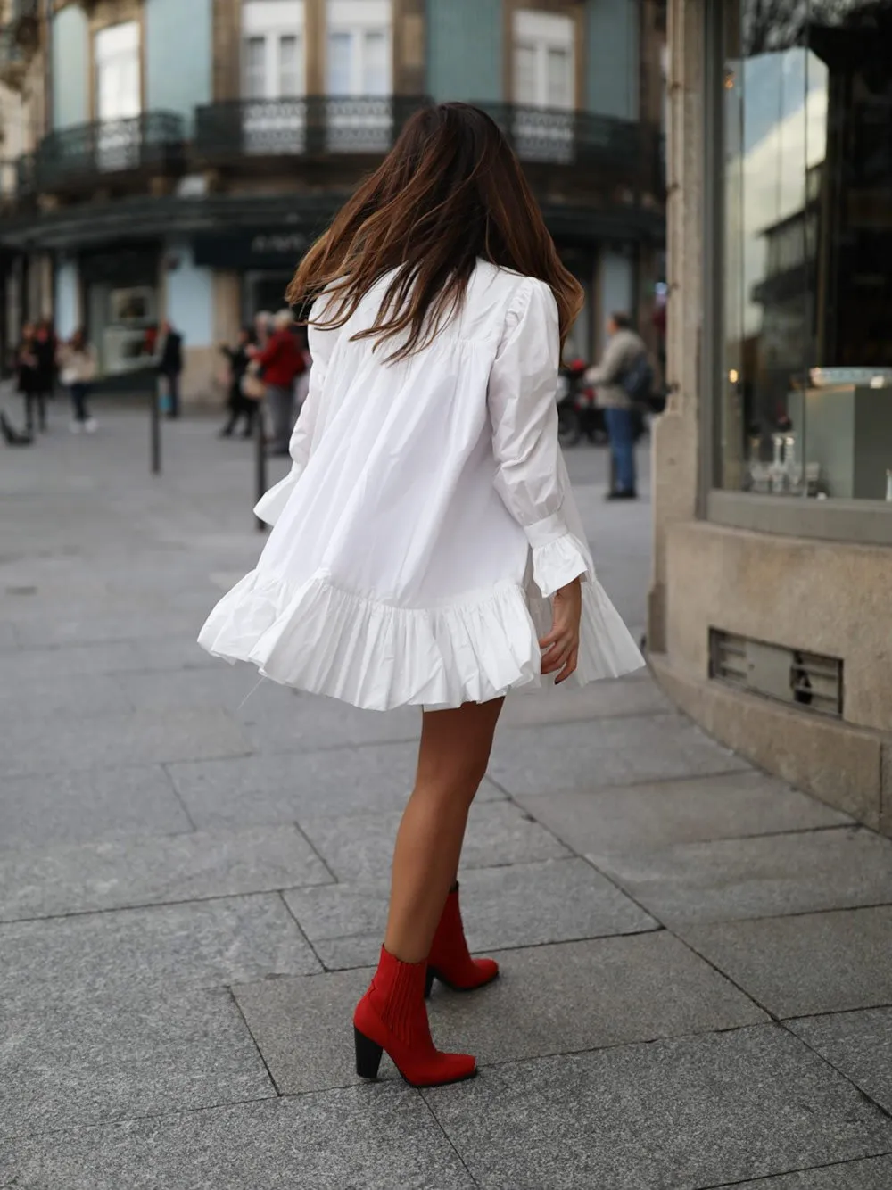 VESTIDO BRANCO DE TAFETÁ